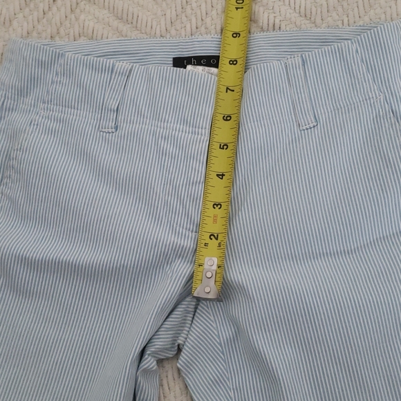 Theory blue white striped cropped pants (0) - Picture 15 of 16